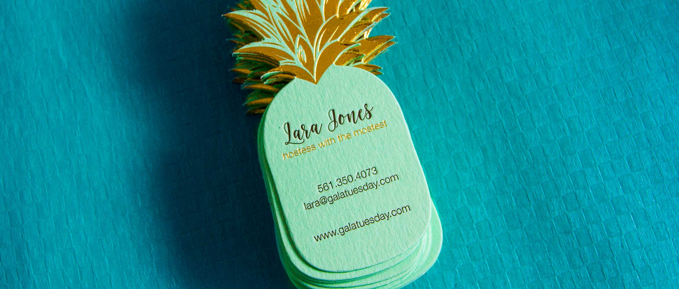 How do pineapple farmers make money image