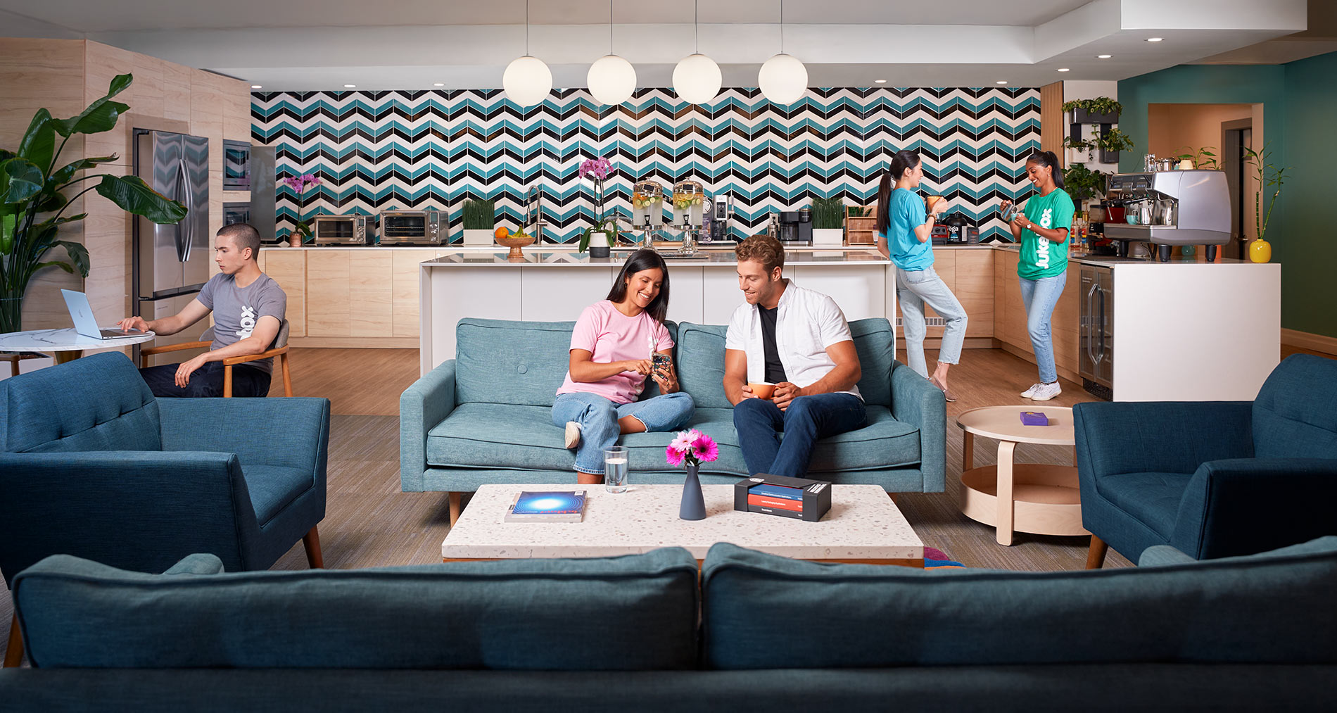 Jukebox Creative Lounge